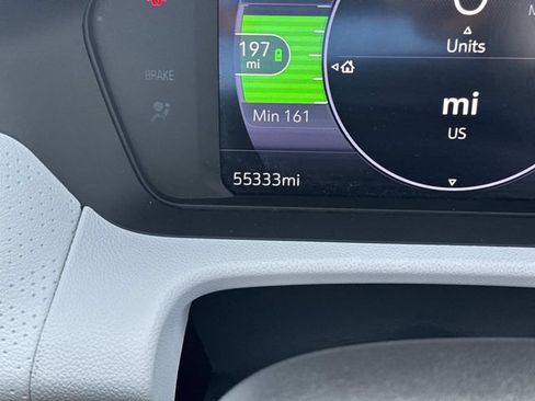 Used 2023 Chevrolet Bolt EUV Premier w/ Sun & Sound Package FWD image 27