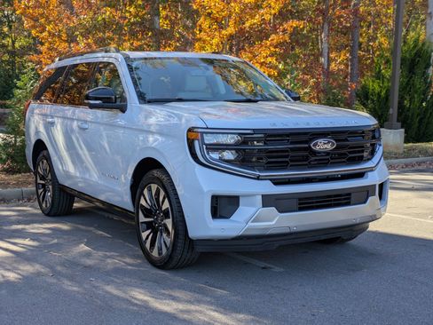 New 2025 Ford Expedition Platinum w/ Platinum Ultimate Package image 2