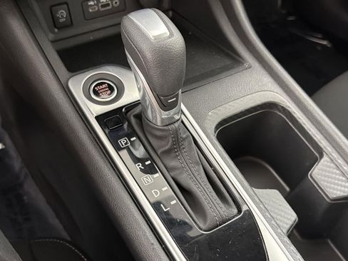 Used 2025 Nissan Sentra SV image 15