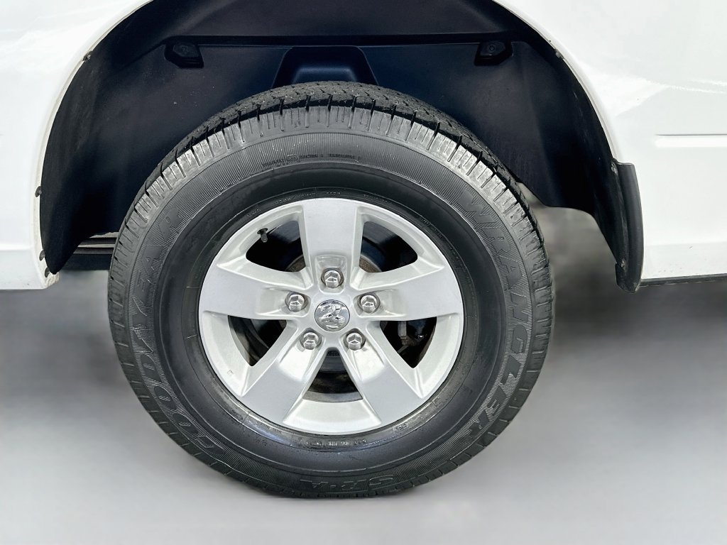 Used 2020 RAM 1500 Tradesman w/ Popular Equipment Group RWD image 33