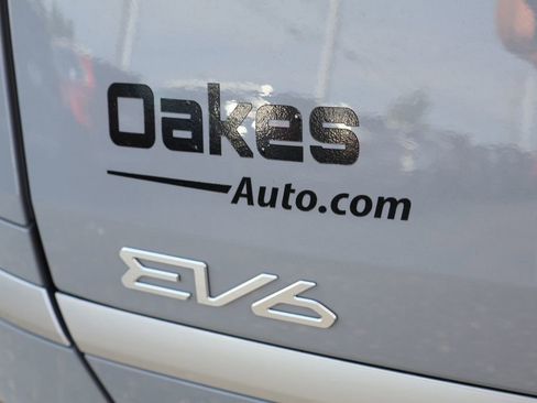 New 2025 Kia EV6 Light w/ Light LR Technology Package image 17