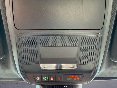 New 2026 GMC Terrain Elevation w/ Elevation Premium Package image 11