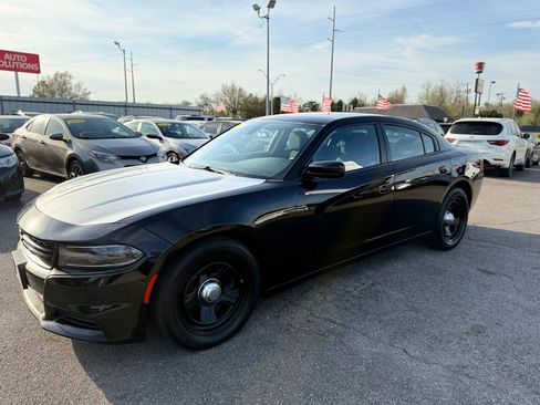 Used 2019 Dodge Charger Police w/ Street Appearance Group RWD image 8