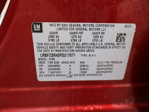 Used 2023 Buick Envision Avenir image 52