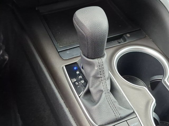 Used 2024 Toyota Camry LE FWD image 25