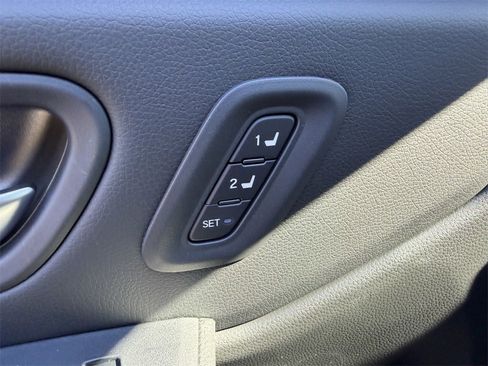 New 2025 Honda Pilot Touring image 28