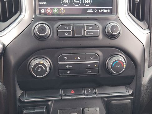 Used 2020 Chevrolet Silverado 2500 LT AWD/4WD image 18