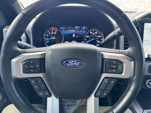 Used 2022 Ford F350 Platinum w/ FX4 Off-Road Package image 9