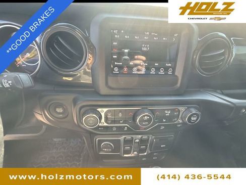 Used 2020 Jeep Wrangler Unlimited Sport image 12