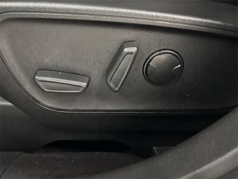 Certified 2023 Ford Escape ST-Line Select w/ Tech Pack #2 image 4