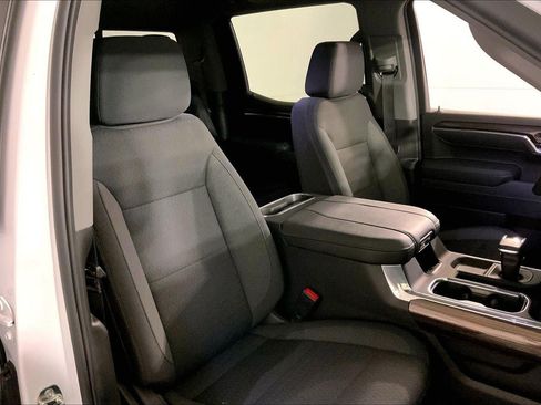 Used 2026 Chevrolet Silverado 1500 LT Trail Boss w/ LT Trail Boss Premium Package AWD/4WD image 7