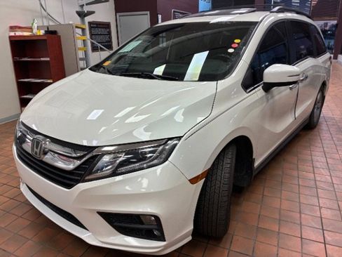 Used 2018 Honda Odyssey EX-L image 8