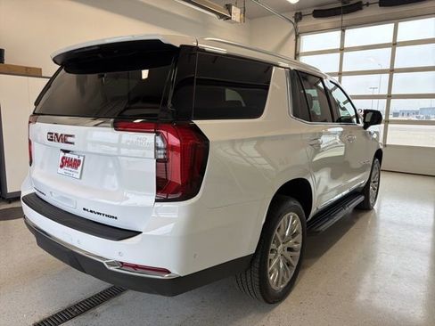 Used 2026 GMC Yukon Elevation AWD/4WD image 9