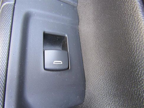 Used 2022 GMC Sierra 1500 Pro w/ Convenience Package image 34