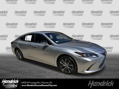 New 2025 Lexus ES 350 w/ Premium Package