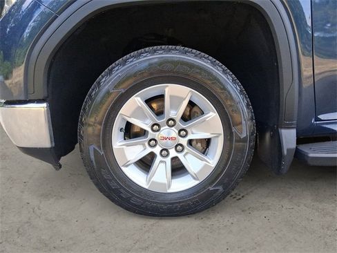 Used 2021 GMC Sierra 1500 SLE image 14