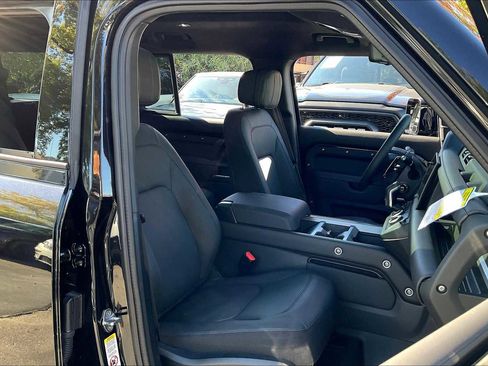 New 2025 Land Rover Defender 130 V8 image 32