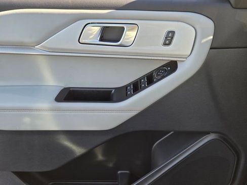 New 2026 Ford Explorer Active w/ Active Comfort Package image 26