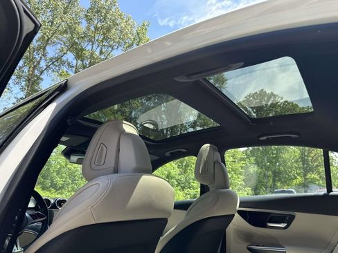 Used 2025 Mercedes-Benz C 300 4MATIC Sedan image 15