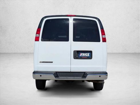 Used 2023 Chevrolet Express 3500 LT w/ LT Preferred Equipment Group RWD image 7