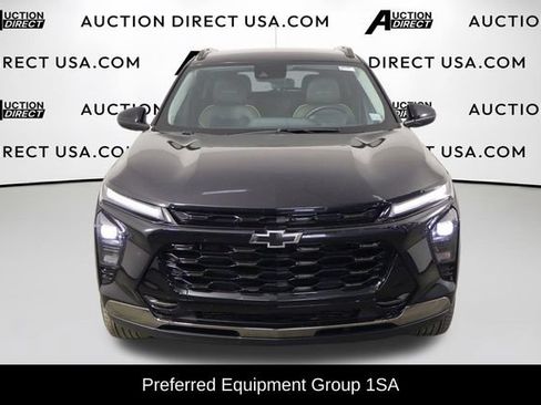 Used 2025 Chevrolet Trax ACTIV w/ Driver Confidence Package FWD image 2