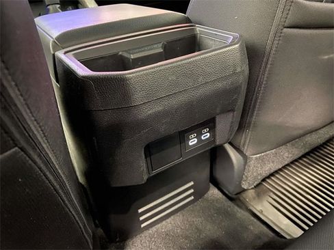 Used 2024 Toyota Tacoma TRD Sport image 14