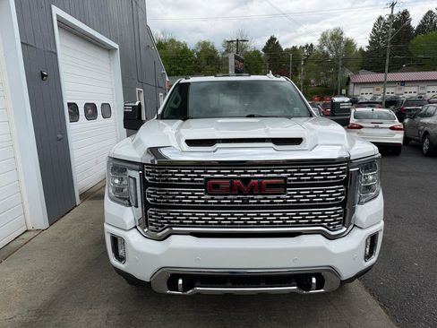 Used 2022 GMC Sierra 2500 Denali w/ Denali Ultimate Package AWD/4WD image 2