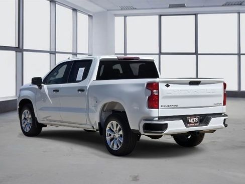 Used 2022 Chevrolet Silverado 1500 Custom image 4