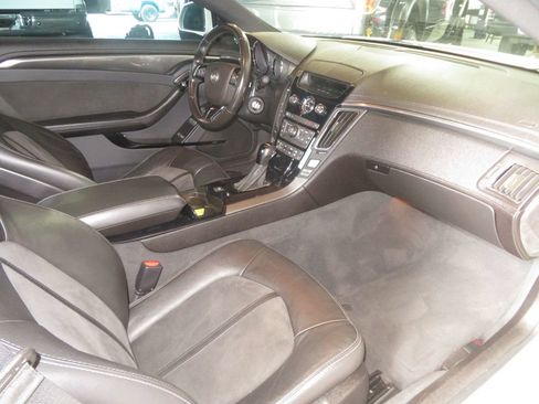 Used 2013 Cadillac CTS V RWD image 26