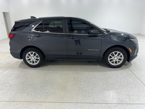 Used 2023 Chevrolet Equinox LT FWD image 6