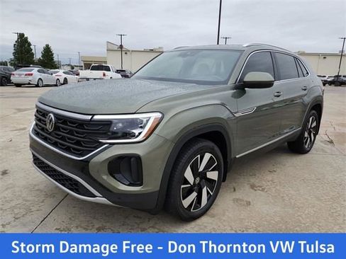 New 2026 Volkswagen Atlas Cross Sport SEL AWD/4WD image 8