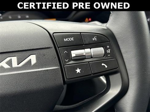 Used 2025 Kia K4 EX image 23