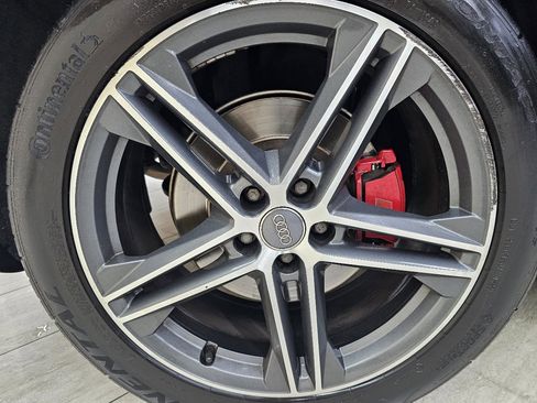 Used 2018 Audi SQ5 Prestige w/ Prestige Package image 44