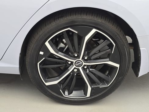 Certified 2025 Nissan Altima 2.5 SR FWD image 31