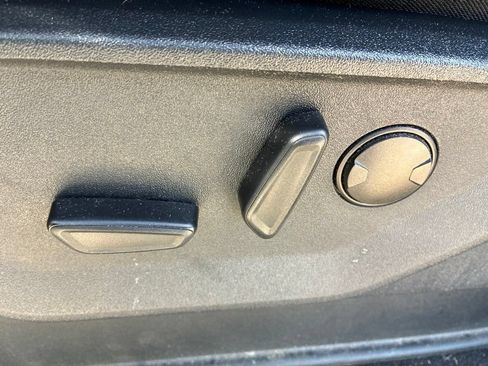 Used 2023 Ford F150 XLT w/ Equipment Group 302A High RWD image 9
