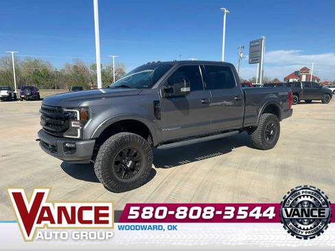 Used 2021 Ford F250 Lariat image 1