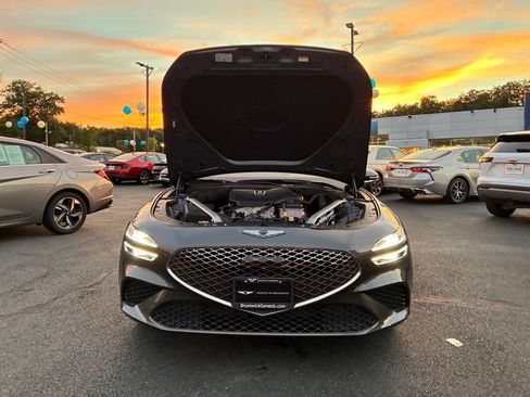 Used 2025 Genesis G70 2.5T AWD/4WD image 10