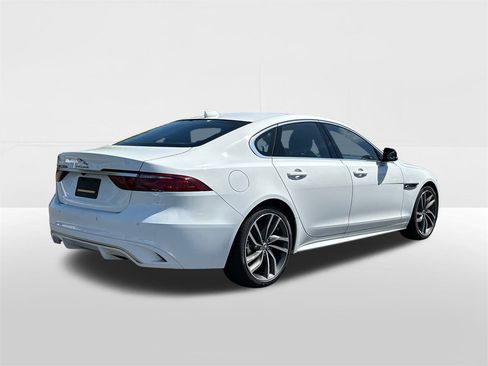 New 2024 Jaguar XF R-Dynamic SE image 4