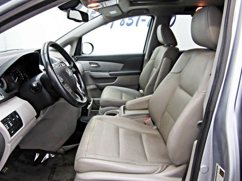 Used 2017 Honda Odyssey EX-L image 8