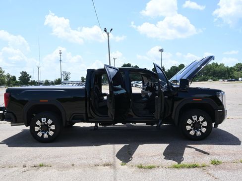 Used 2024 GMC Sierra 2500 Denali w/ Denali Reserve Package AWD/4WD image 47