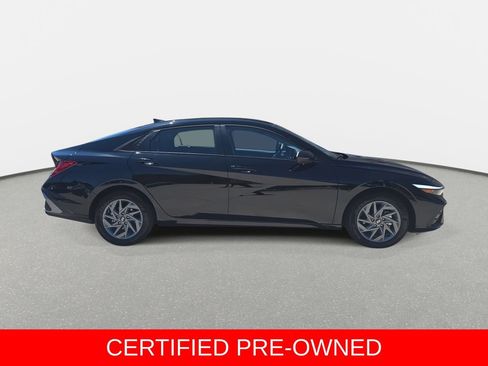 Certified 2026 Hyundai Elantra Hybrid FWD image 4