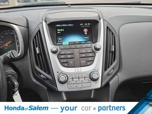 Used 2016 Chevrolet Equinox LT w/ Convenience Package image 16