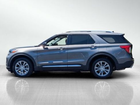 Used 2023 Ford Explorer Limited w/ Equipment Group 301A AWD/4WD image 7