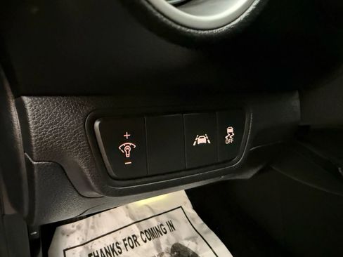 Used 2020 Kia Forte LXS image 13