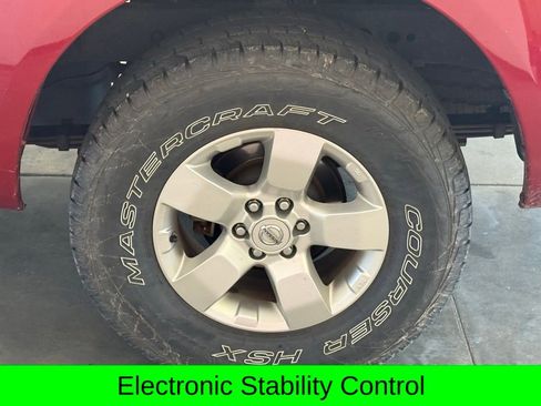Used 2012 Nissan Frontier SV RWD image 7