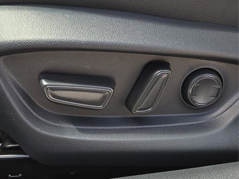New 2026 Toyota Camry SE FWD image 19