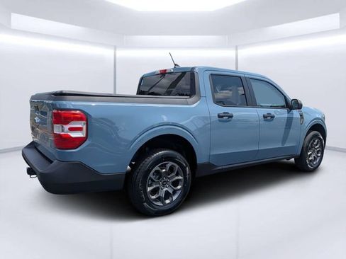 Used 2023 Ford Maverick XLT FWD image 3