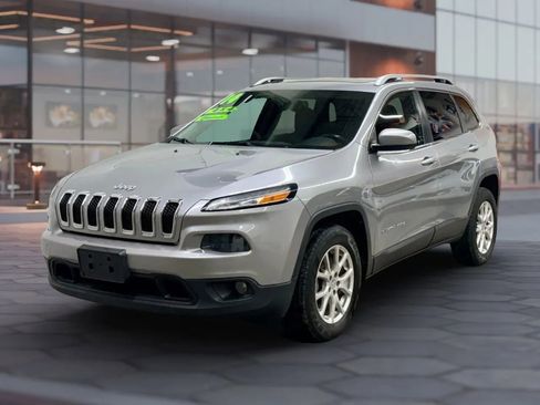 Used 2014 Jeep Cherokee Latitude w/ Comfort/Convenience Group image 1