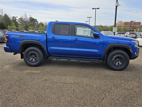 New 2025 Nissan Frontier PRO-4X image 2