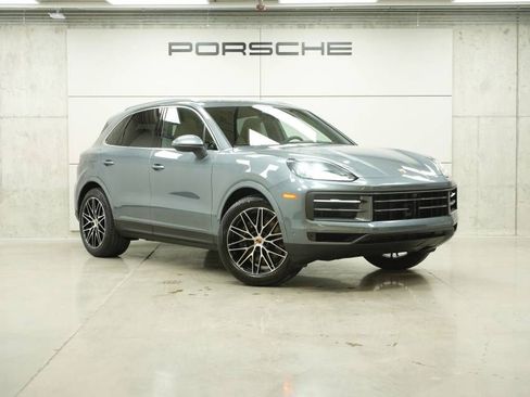 New 2026 Porsche Cayenne AWD/4WD image 9